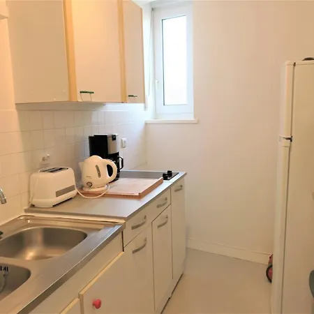 Avec Wifi Gratuit, Proche De Trestraou - Ref 859 Perros-Guirec
